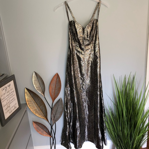 Nicole Miller Dresses & Skirts - Nicole Miller Gold Print Long Party Dress